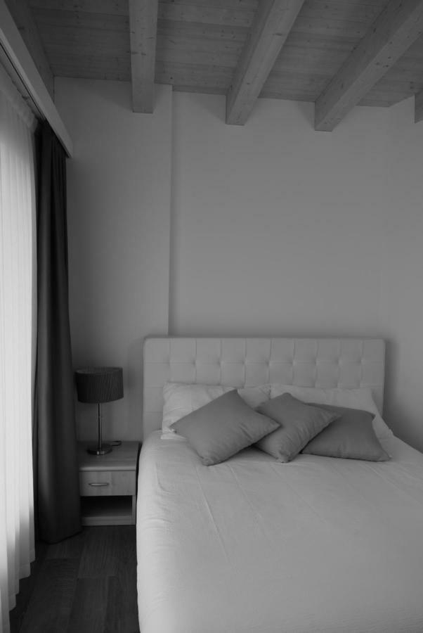 Villa Alcova Caorle Bagian luar foto