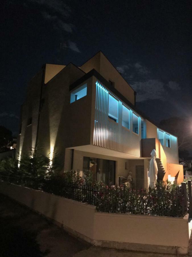 Villa Alcova Caorle Bagian luar foto