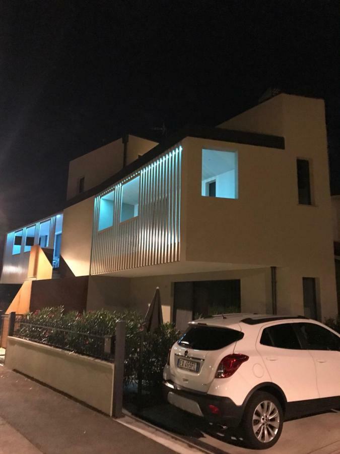 Villa Alcova Caorle Bagian luar foto